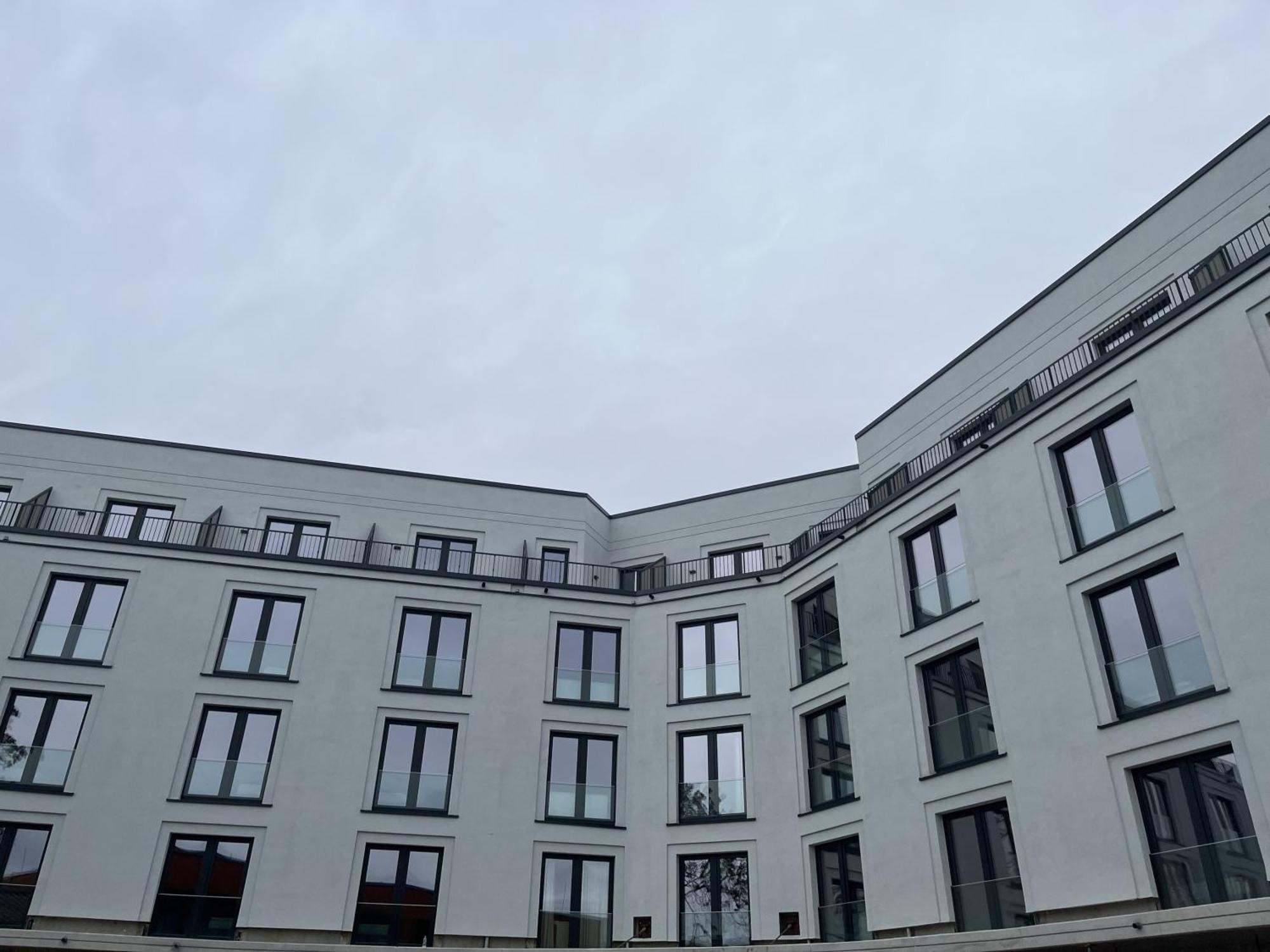 Aparthotel Maseven Frankfurt Messe Fráncfort del Meno Exterior foto