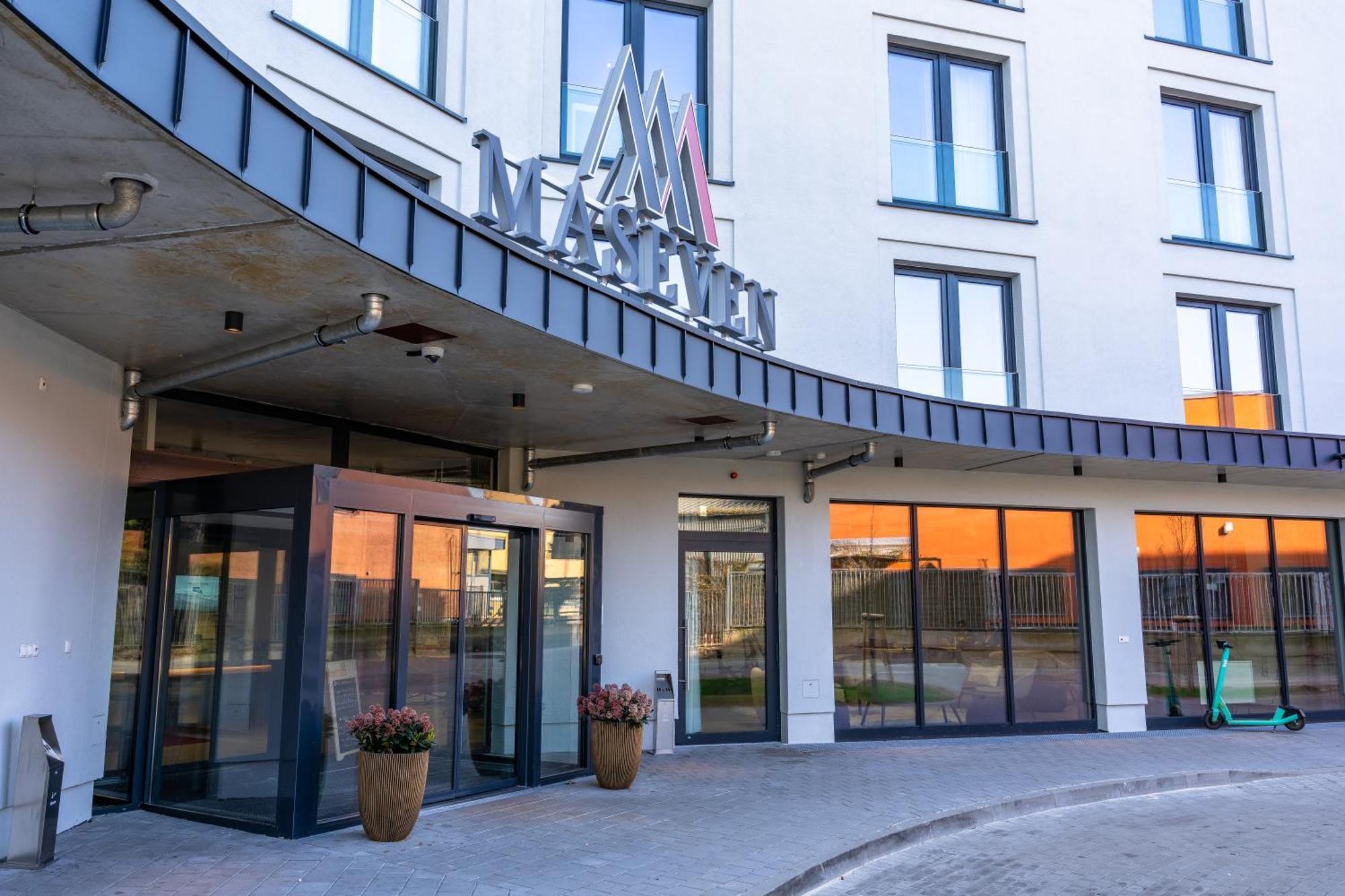 Aparthotel Maseven Frankfurt Messe Fráncfort del Meno Exterior foto